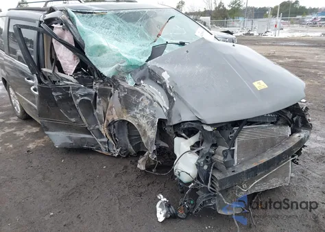 2016 Chrysler Town & Country Touring from USA, damaged, VIN 2C4RC1BG5GR112291